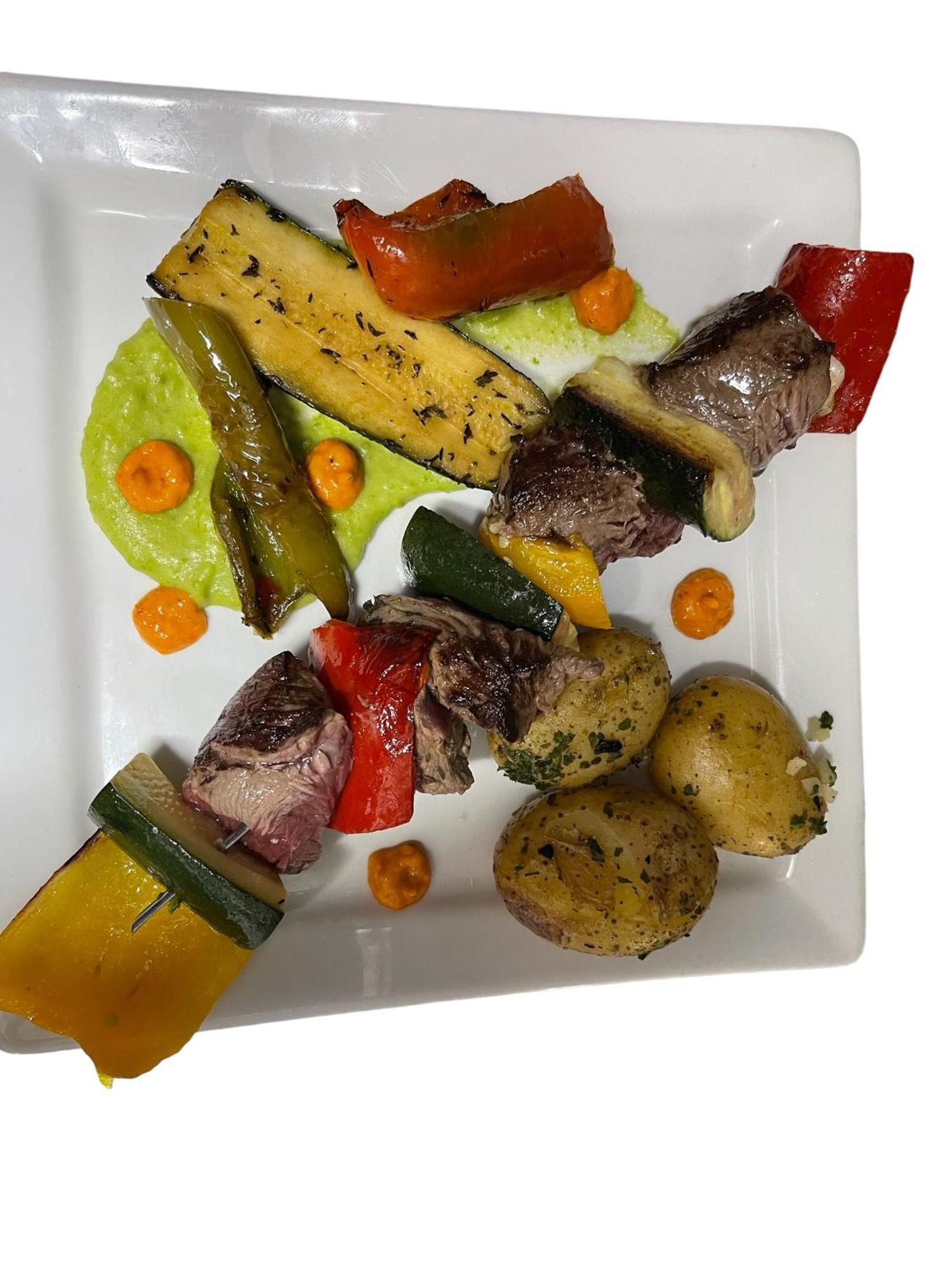 Logis Hotel Restaurant Cazes Arazat Laissac Dış mekan fotoğraf