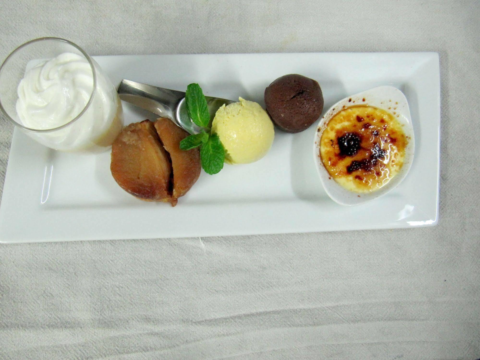 Logis Hotel Restaurant Cazes Arazat Laissac Dış mekan fotoğraf